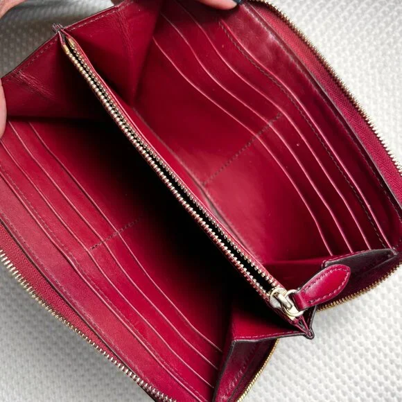 BURBERRY Elmore Horseferry Check leather Zip Around Wallet As is - Picture 7 of 13